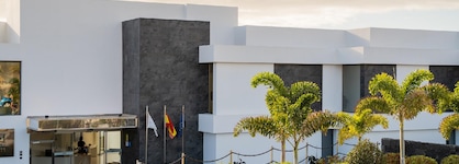 Royal Marina Suites Boutique Hotel