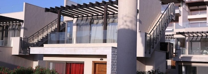 Tala Bay Residence - Families Only