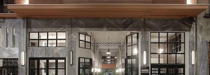 Anise Aluma Athens, Tapestry Collection By Hilton
