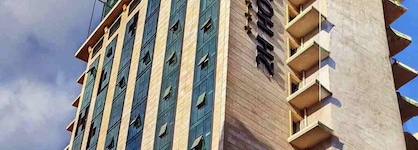 2H Hotel