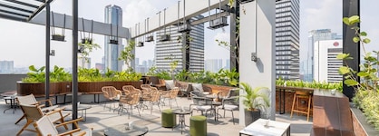 Artotel Hub Simpang Temu