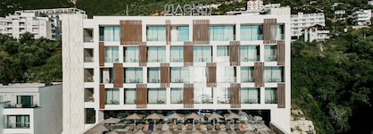 Magnus Hotel