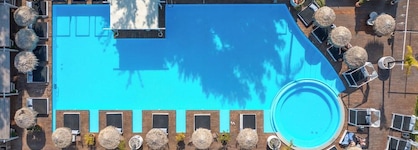 Bamboo Boutique Suites - Adults Only