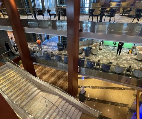 Foto Celebrity Infinity 11