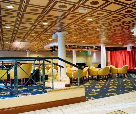Foto Carnival Fantasy 16
