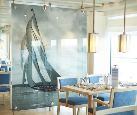 Yacht Club Restaurant