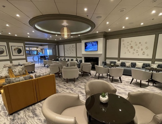 Foto Celebrity Infinity 6
