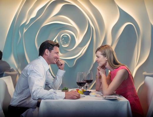 Foto Celebrity Silhouette 7