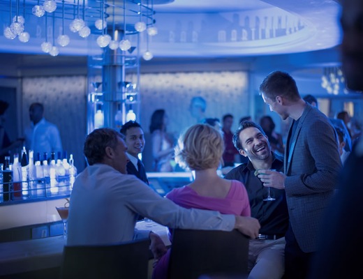 Foto Celebrity Silhouette 13
