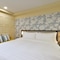 Oakwood Hotel & Residence Bangkok - map