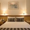 Real Palace Hotel - map