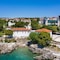 Villa Tamaris - Hotel Resort Dražica - map
