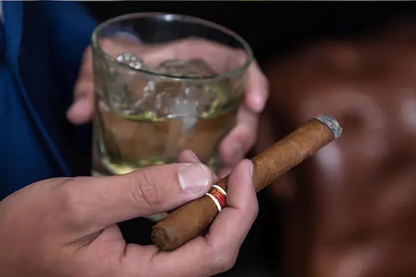 Humidor Cigar Lounge