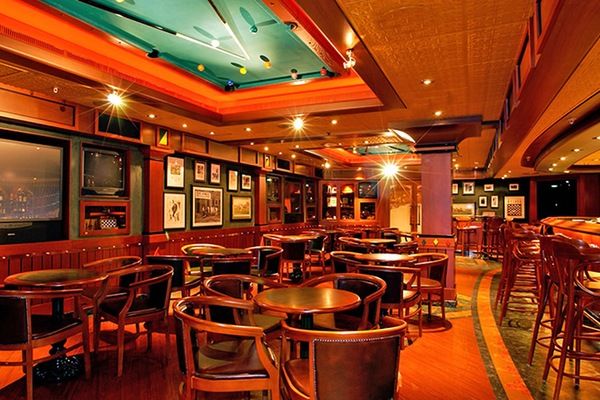 Churchill Lounge