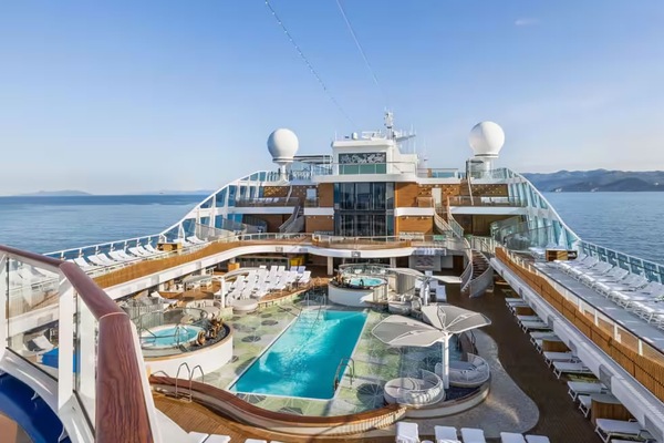 Foto Oceania Allura 7
