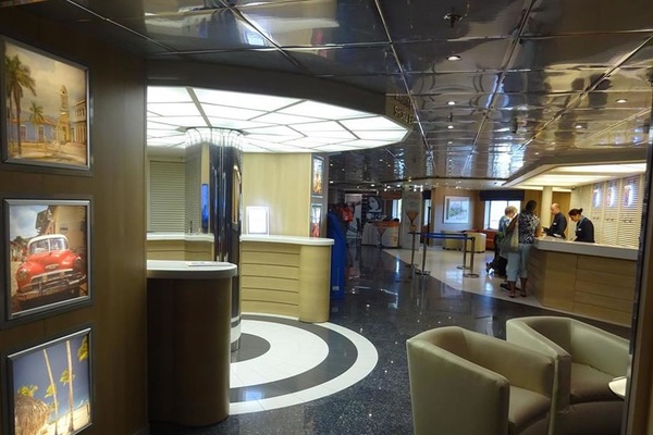 Foto Celestyal Crystal 29