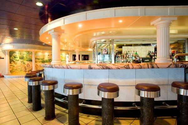 Foto Carnival Fantasy 13