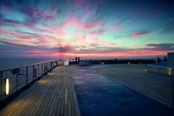 Foto Carnival Conquest 6