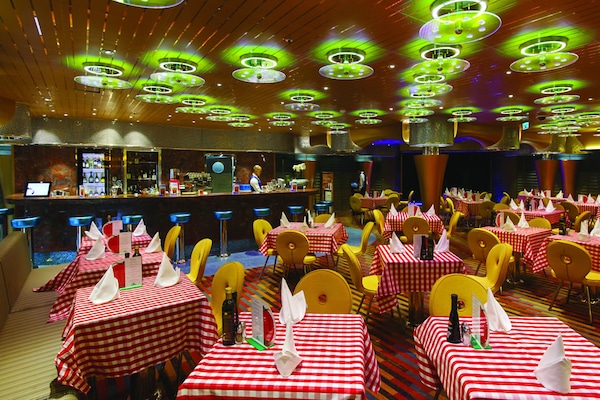 Foto Costa Diadema 18