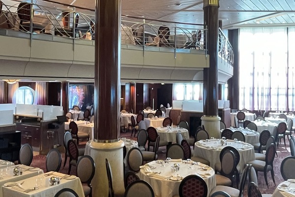Foto Celebrity Infinity 13