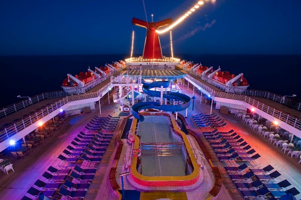 Foto Carnival Elation 15