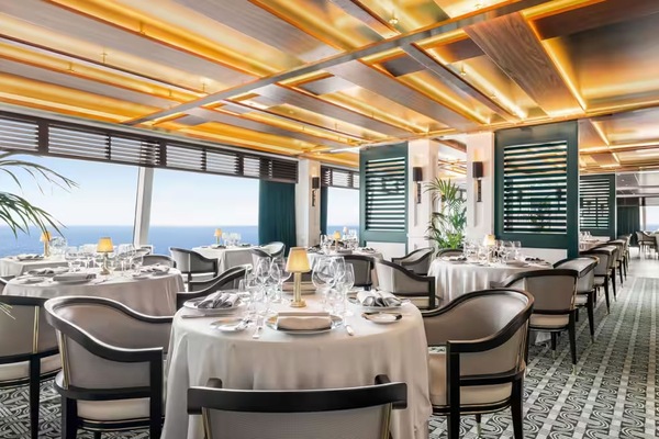 Foto Oceania Allura 12