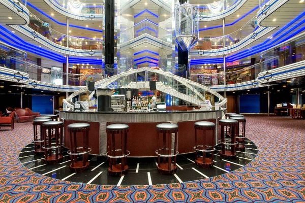 Foto Carnival Fantasy 10