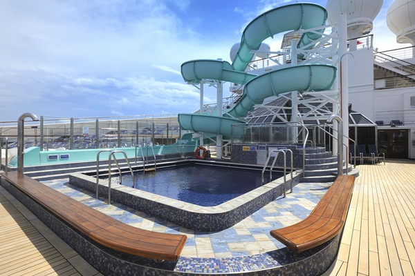Foto Carnival Liberty 10