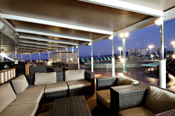 Foto Carnival Legend 3