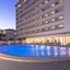 Carcavelos Beach Hotel