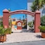 Costa D’Oiro Ambiance Village