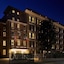 The Carlton Milano