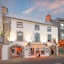 Queens Hotel And Nightclub