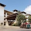 Pullman Palm Cove Sea Temple Resort And Spa