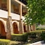 Simantro Resort