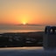 Amerisa Suites & Villa