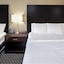 La Quinta Inn & Suites By Wyndham Anaheim