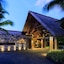Paradis Beachcomber Golf Resort & Spa