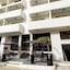Block Hotel