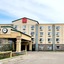Park Hill Inn & Suites