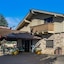 The Inn At Tomichi Village