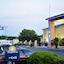 Days Inn By Wyndham Montgomery