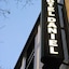 Hotel Daniel
