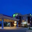Holiday Inn Express & Suites Detroit - Farmington Hills By Ihg
