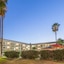 Super 8 By Wyndham Bakersfield Central