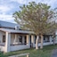 Oyster Bay Lodge