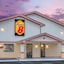 Super 8 By Wyndham Douglas