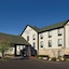 Hampton Inn Kansas City Village West