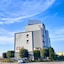 Break Hotel
