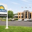 Days Hotel By Wyndham Allentown Airport   Lehigh Valley
